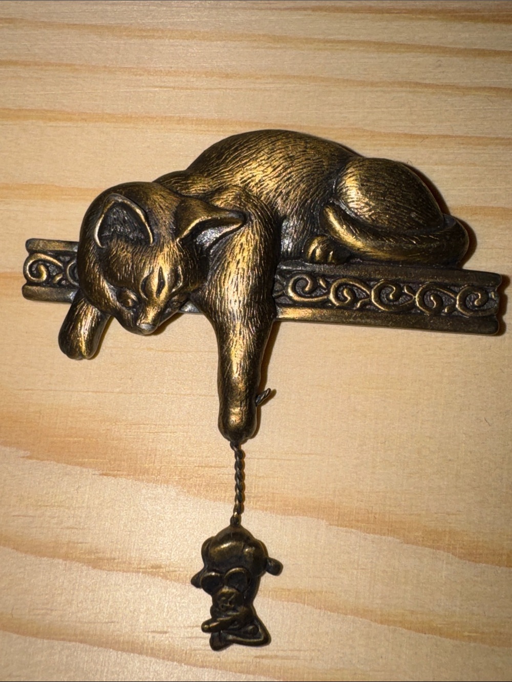 JJ Jonette Vintage 1980s Cat And A Fish Antique Gold Tone Articulated Brooch